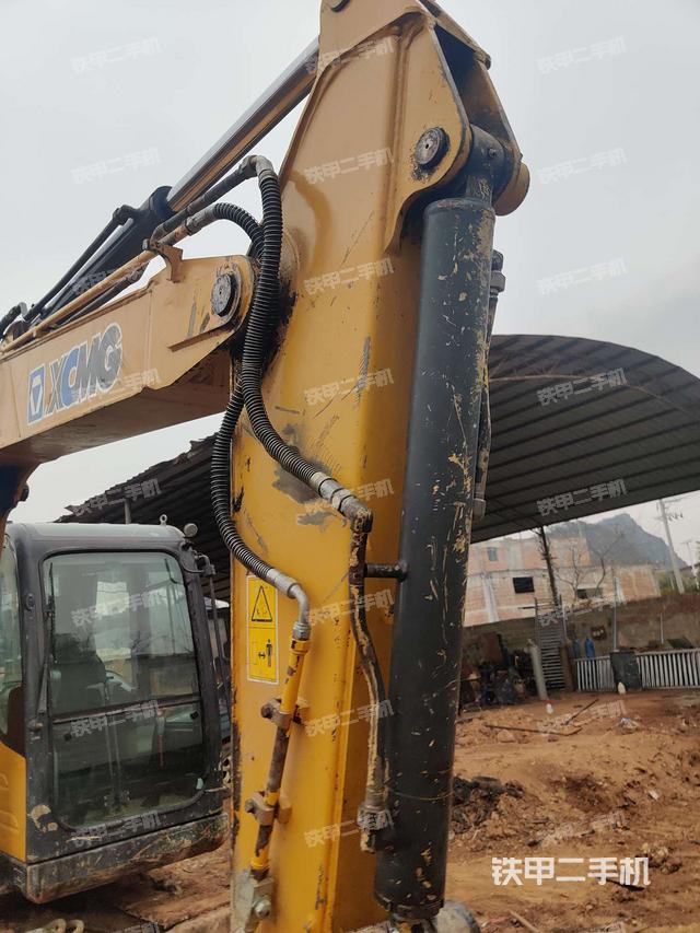 小臂整体左后（工作和回转装置）