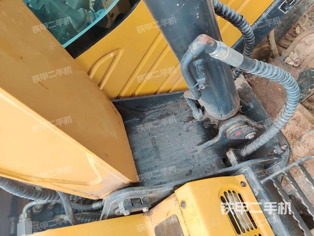 大臂根部 斜（工作和回转装置）