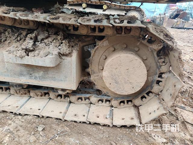 左驱动轮（行走机构）