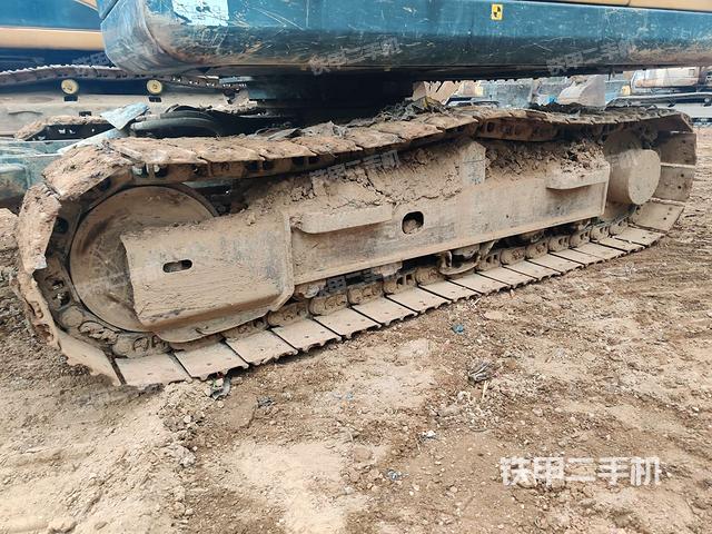 左侧履带整体 （行走机构）