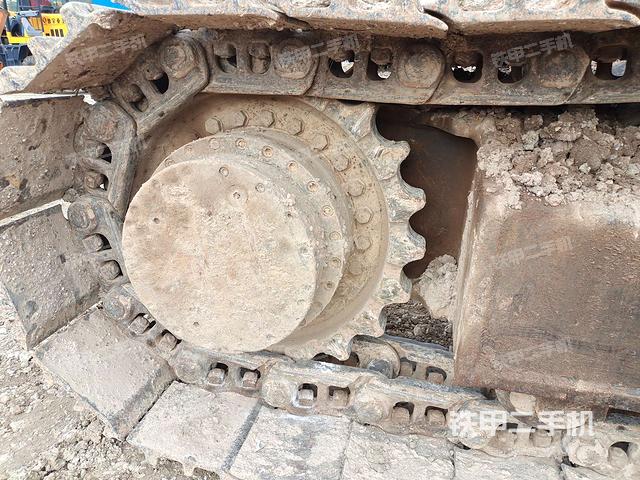 右驱动轮(行走机构) 右驱动轮(行走机构)