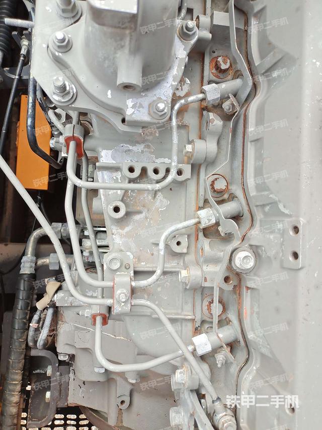 气门室盖螺丝特写(上车部件) 气门室盖螺丝特写(上车部件)