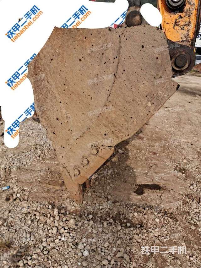 铲斗45度(工作和回转装置) 铲斗45度(工作和回转装置)