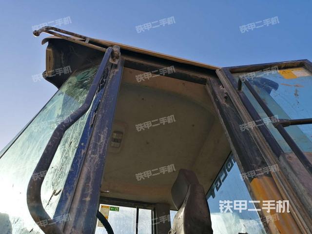 驾驶室顶部 外（驾驶室部分）