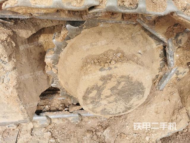 左驱动轮（行走机构）