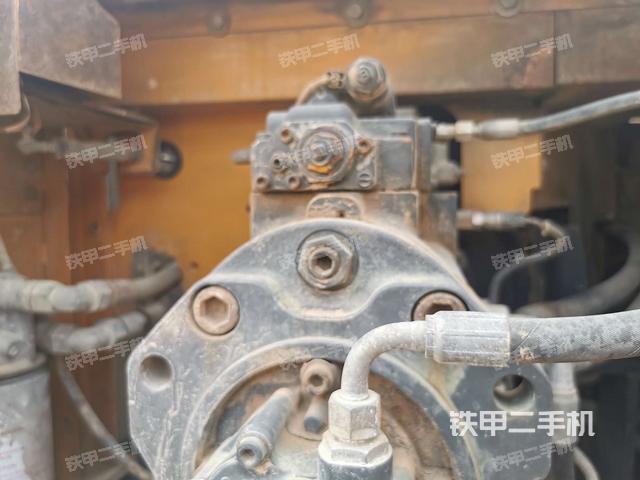 液压泵斜45 右（大件舱室）