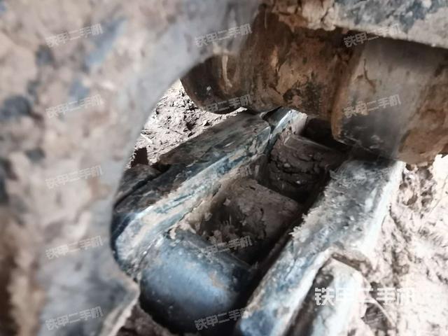 左侧行走马达盖板(行走机构) 左侧行走马达盖板(行走机构)