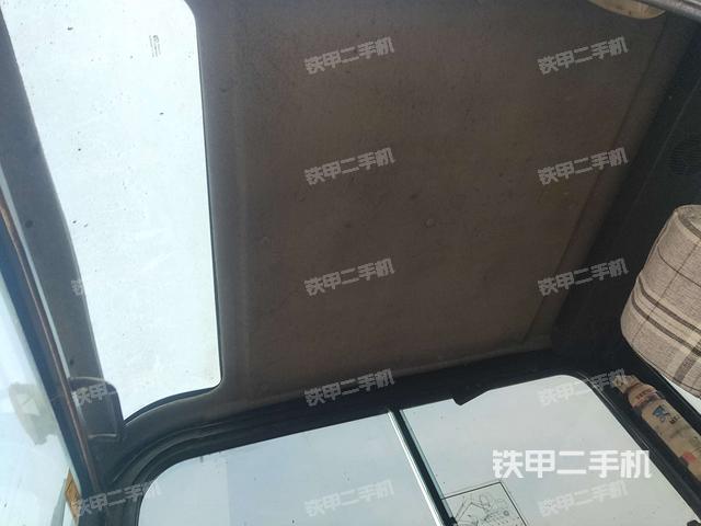 顶棚整体（驾驶室部分）