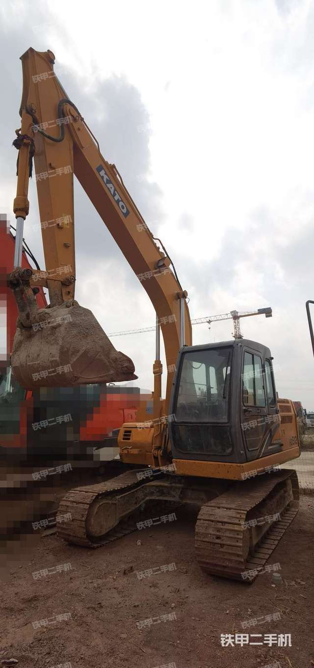 加藤hd512r5挖掘机