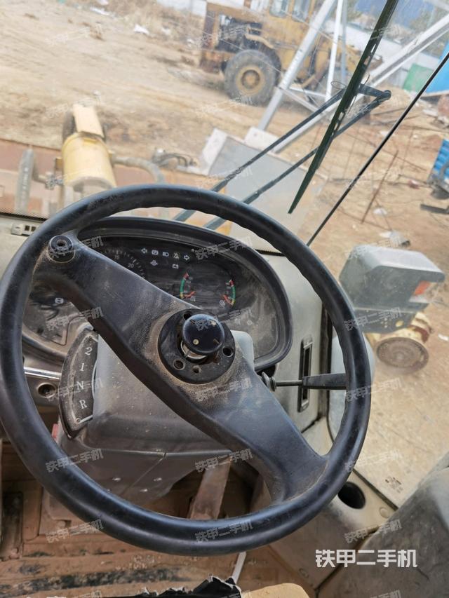 驾驶室操作台（整机外观及大件）