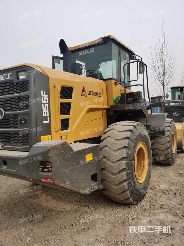 右后45°(整机外观) 右后45°(整机外观)