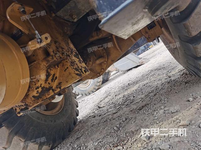 后驱动桥(液压/传动系统) 后驱动桥(液压/传动系统)