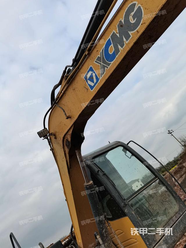 大臂整体 右侧（工作和回转装置）