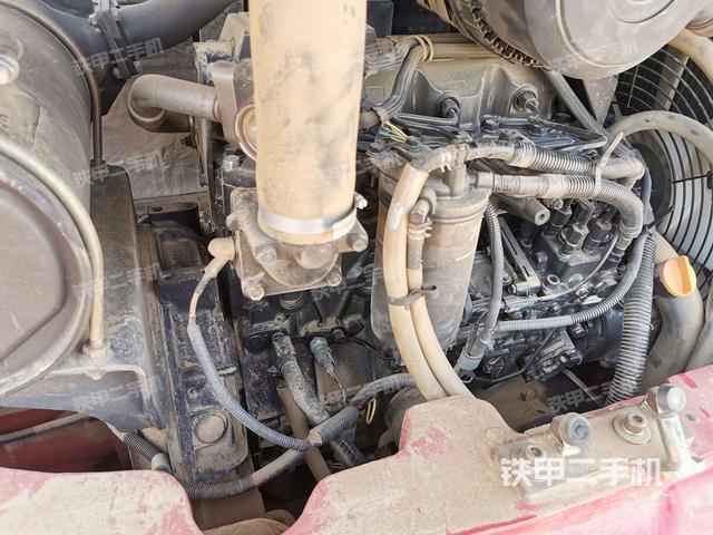 增压器特写(上车部件) 增压器特写(上车部件)