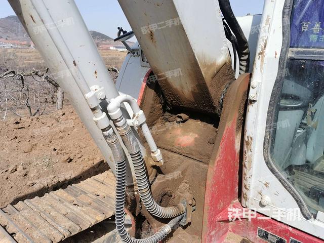 大臂背部俯视(工作和回转装置) 大臂背部俯视(工作和回转装置)