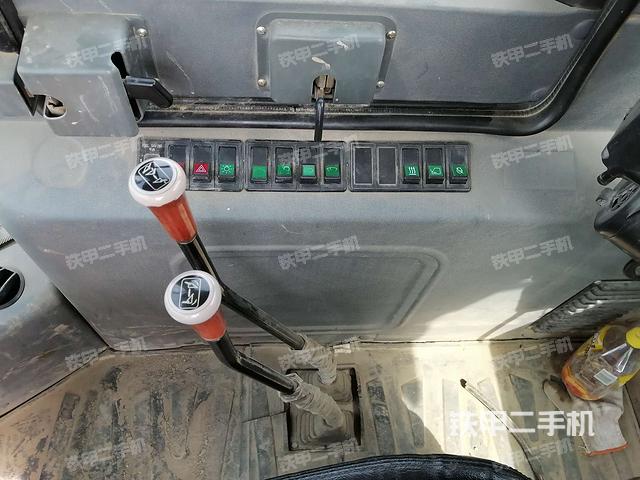 西安市二手山东临工lg953装载机-操作杆  档位实拍图-346