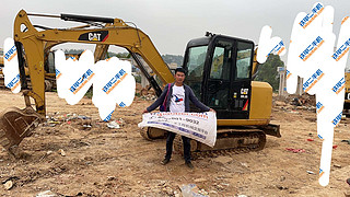 二手卡特彼勒挖掘机实拍图1