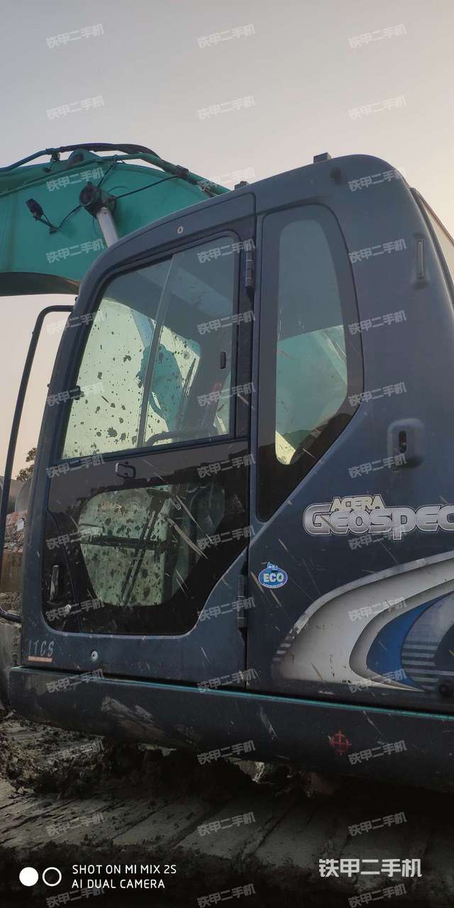 泰州市二手神钢sk350lc-8挖掘机-驾驶室正侧实拍图-253