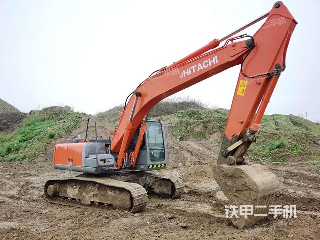 淮安市二手日立zx200挖掘机-右前45实拍图-225