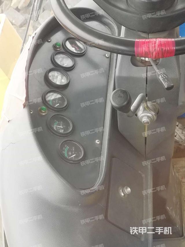 仪表盘（驾驶室部分）