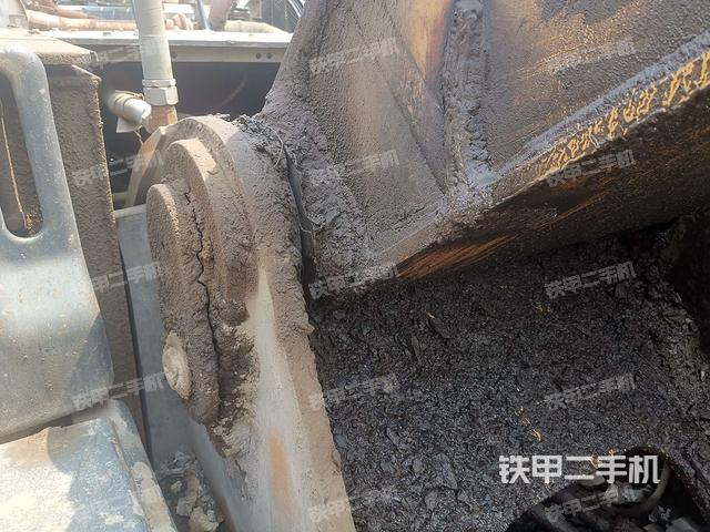 大臂根部 斜视（工作和回转装置）