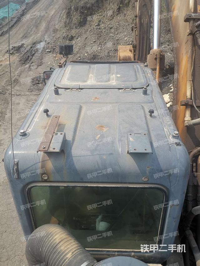 驾驶室顶部俯视（上车部件）