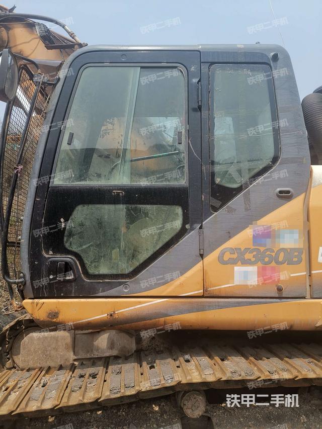 驾驶室正侧（驾驶室部分）