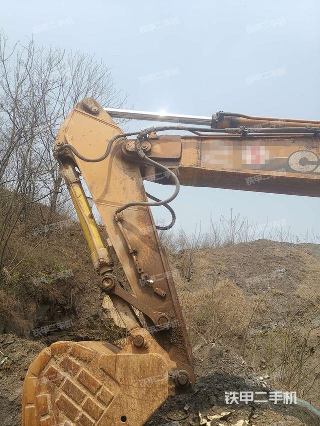 小臂整体左后（工作和回转装置）