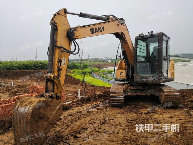 三一重工SY75C挖掘机