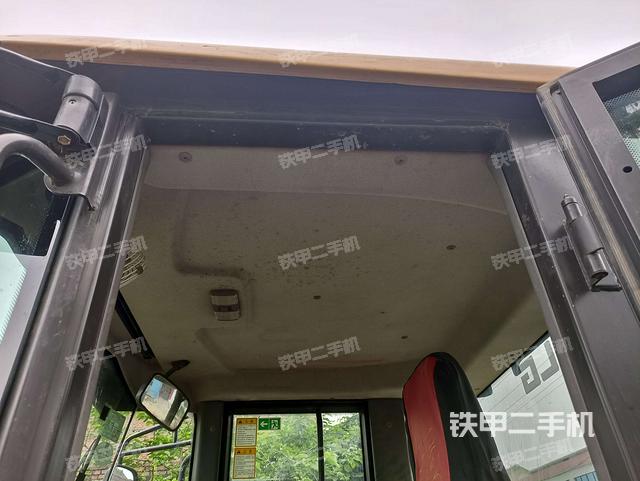 驾驶室顶部 外（驾驶室部分）