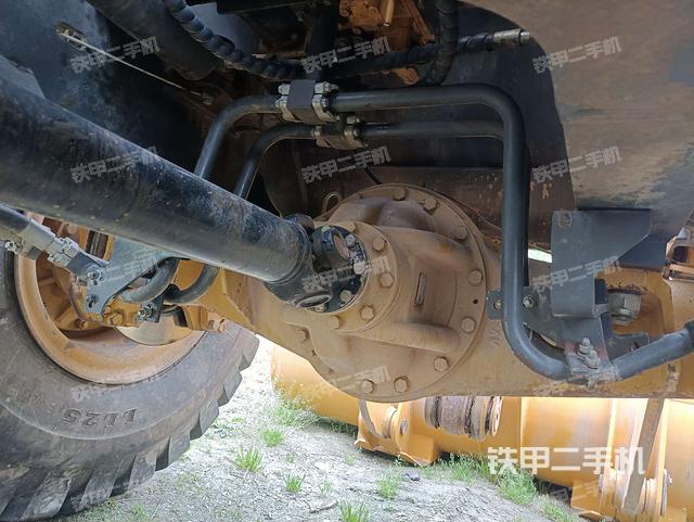 前驱动桥（液压/传动系统）