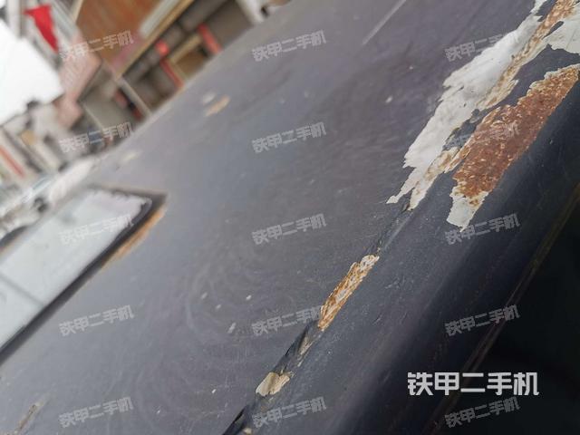 驾驶室顶部 外（驾驶室部分）