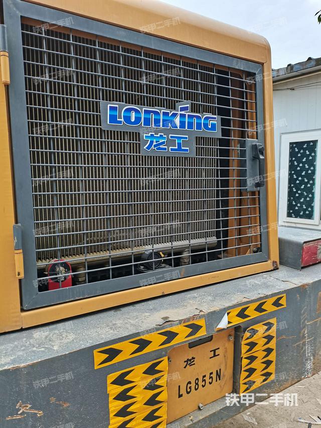 正后方（整机外观）