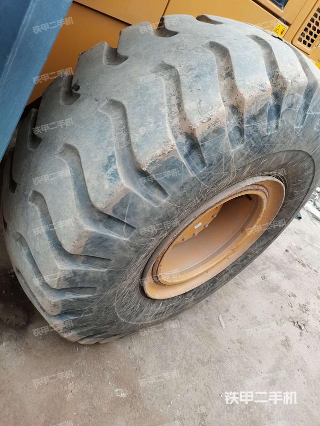 左后轮（行走机构）