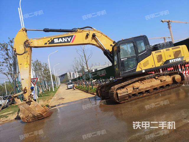 三一重工SY205C挖掘机