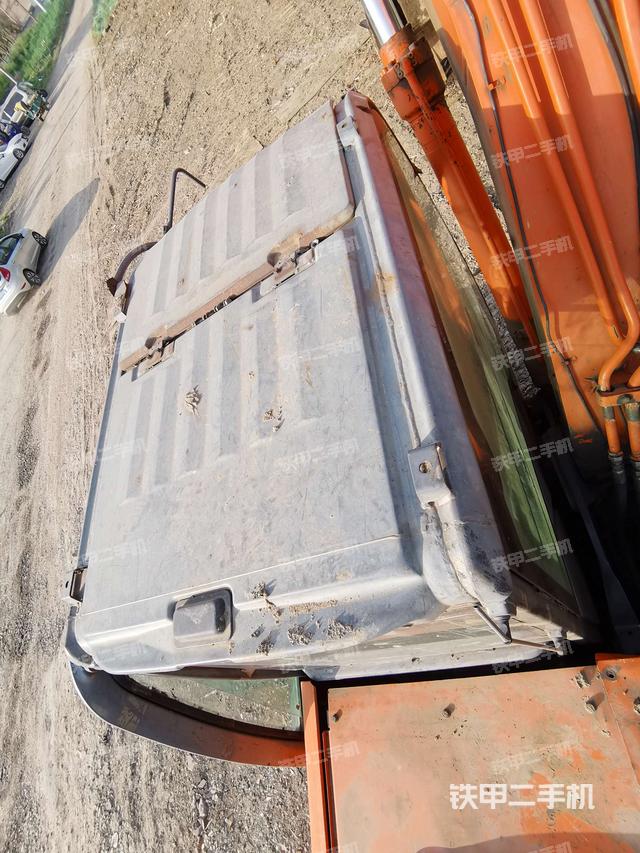 驾驶室顶部俯视（上车部件）