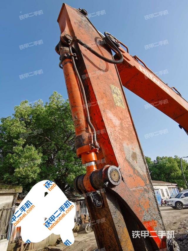 小臂整体右前（工作和回转装置）