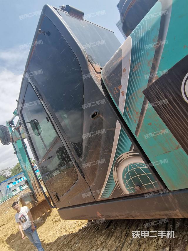 资阳市二手神钢sk350lc-10挖掘机-驾驶室正侧实拍图-253