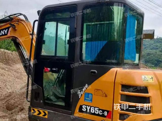  驾驶室正侧（驾驶室部分）