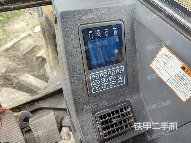 显示屏 （驾驶室部分）