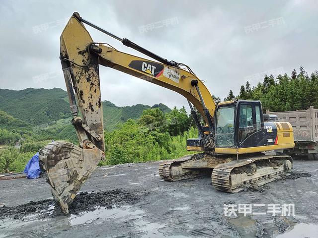 卡特彼勒CAT®326D2 L 液压挖掘机