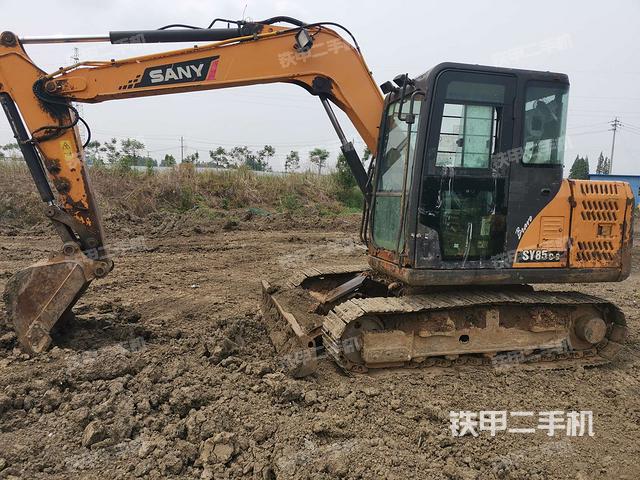 三一重工SY75C挖掘机