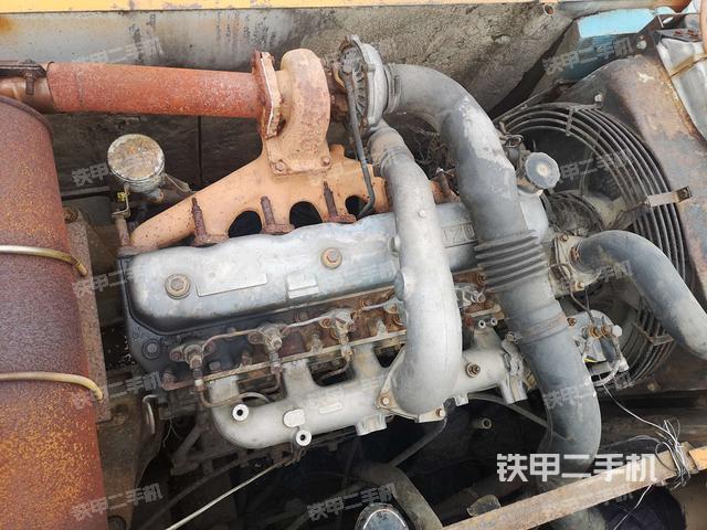 发动机室(上车部件) 发动机室(上车部件)