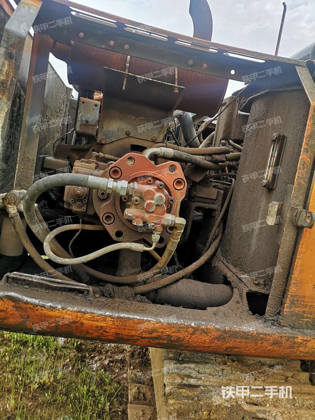 液压泵斜45 右(大件舱室) 液压泵斜45 右(大件舱室)