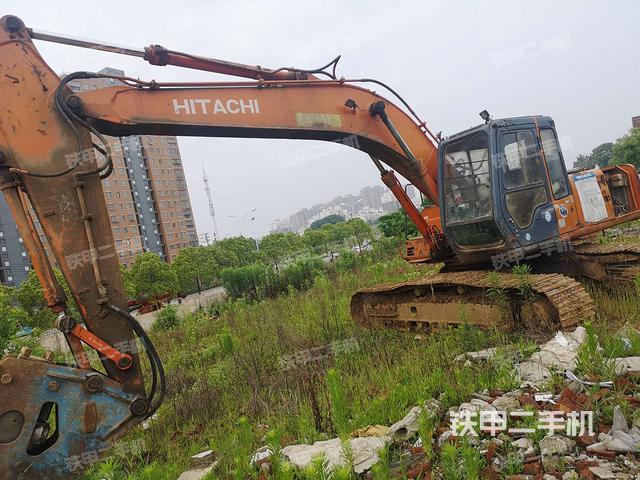日立EX200-3挖掘机