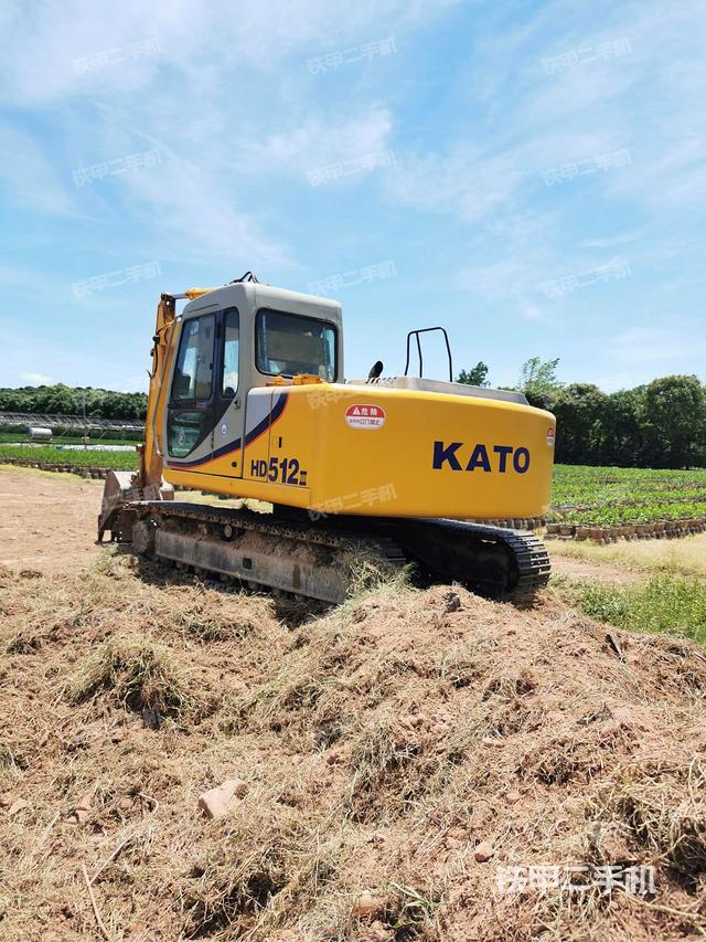 加藤hd512iii挖掘机