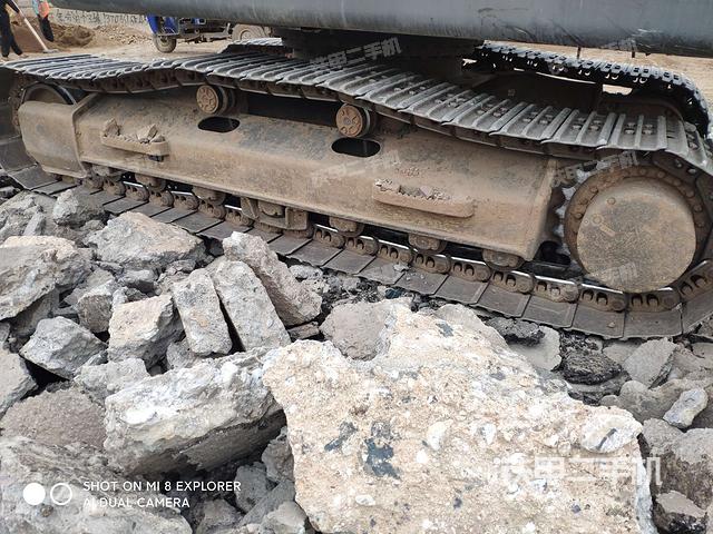 左侧履带整体 (行走机构) 左侧履带整体 (行走机构)