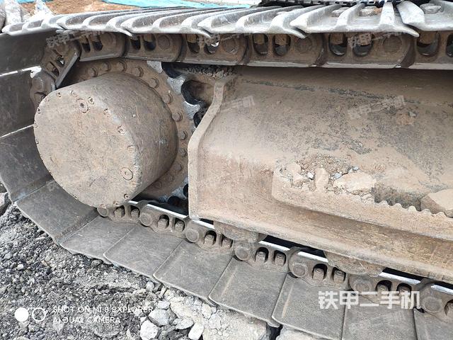 右驱动轮(行走机构) 右驱动轮(行走机构)