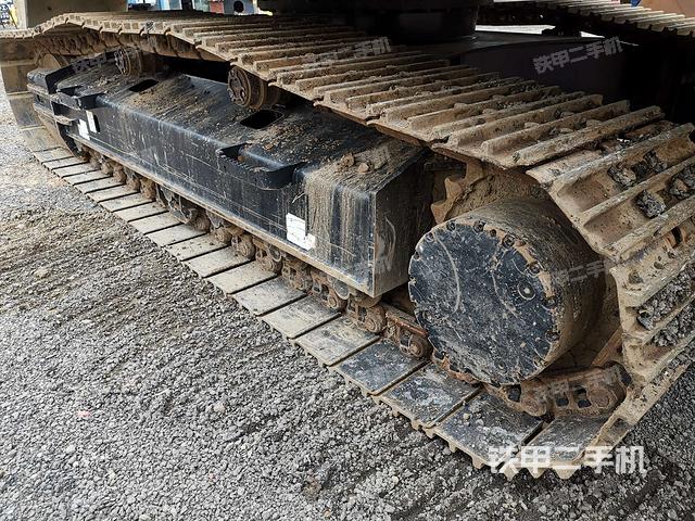 左侧履带整体 （行走机构）