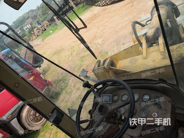 小时表里程数(驾驶室部分) 小时表里程数(驾驶室部分)